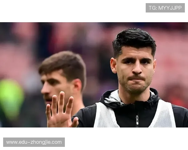 莫拉塔强硬施压加拉塔萨雷欲提前解约盼回米兰并加盟科莫新篇章